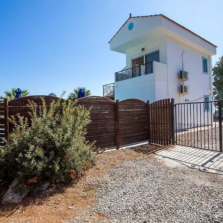 Villa Selene อาร์คานเยโลส ภายนอก รูปภาพ